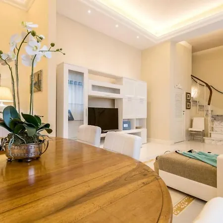 Luxury Fiammetta Near Beach فيلة *